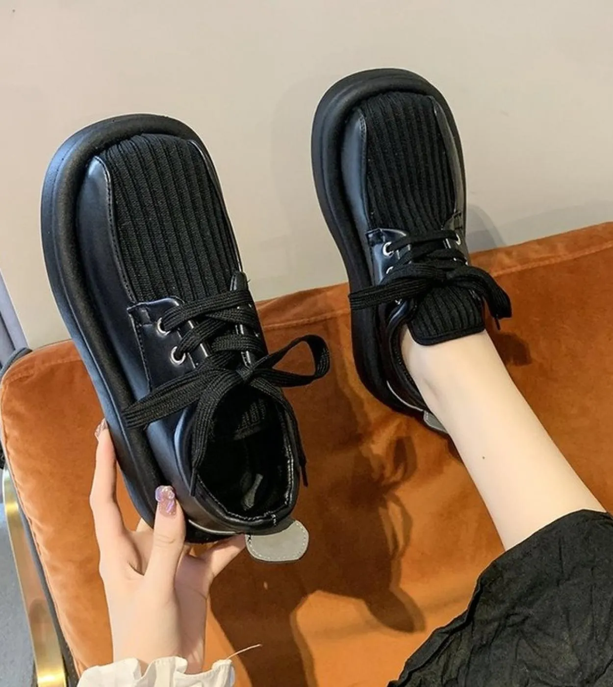 2022 nuove scarpe casual da donna di moda allacciate in maglia tinta unita scarpe con plateau punta tonda casual tacco medio sig