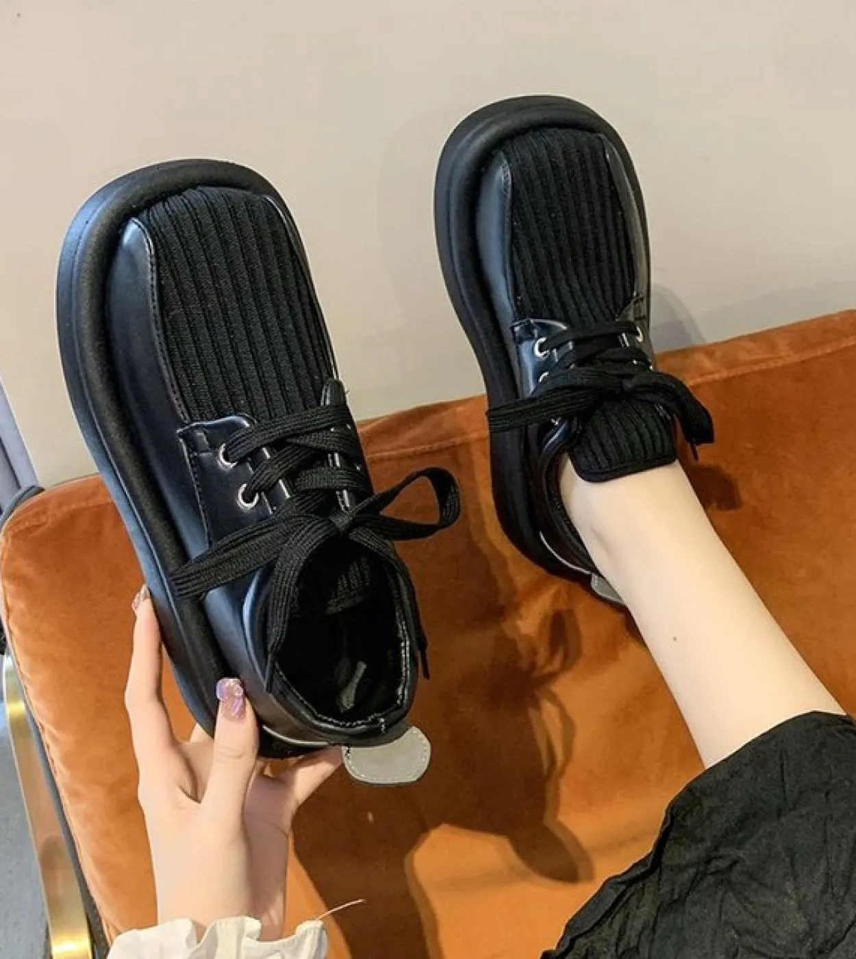 2022 nuove scarpe casual da donna di moda allacciate in maglia tinta unita scarpe con plateau punta tonda casual tacco medio sig