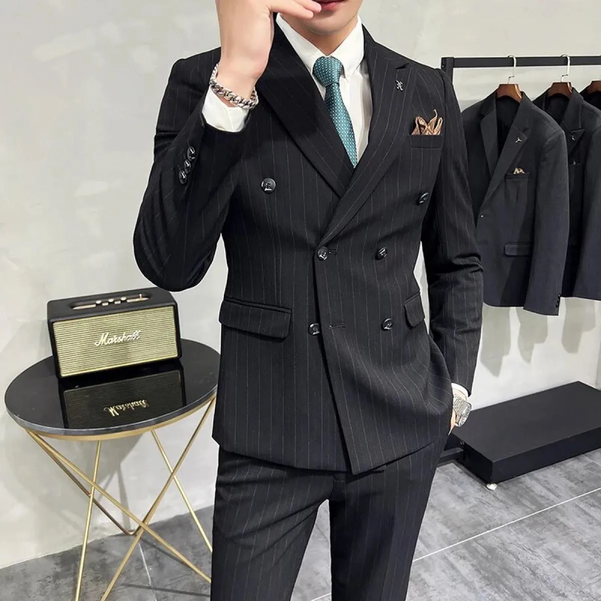 2023 Moda Uomo Casual Boutique Business Slim Wedding Abito doppiopetto a righe 3 pezzi Set Blazer Giacca Pantaloni Gilet