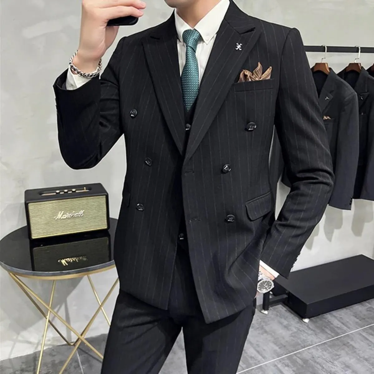 2023 Moda Uomo Casual Boutique Business Slim Wedding Abito doppiopetto a righe 3 pezzi Set Blazer Giacca Pantaloni Gilet