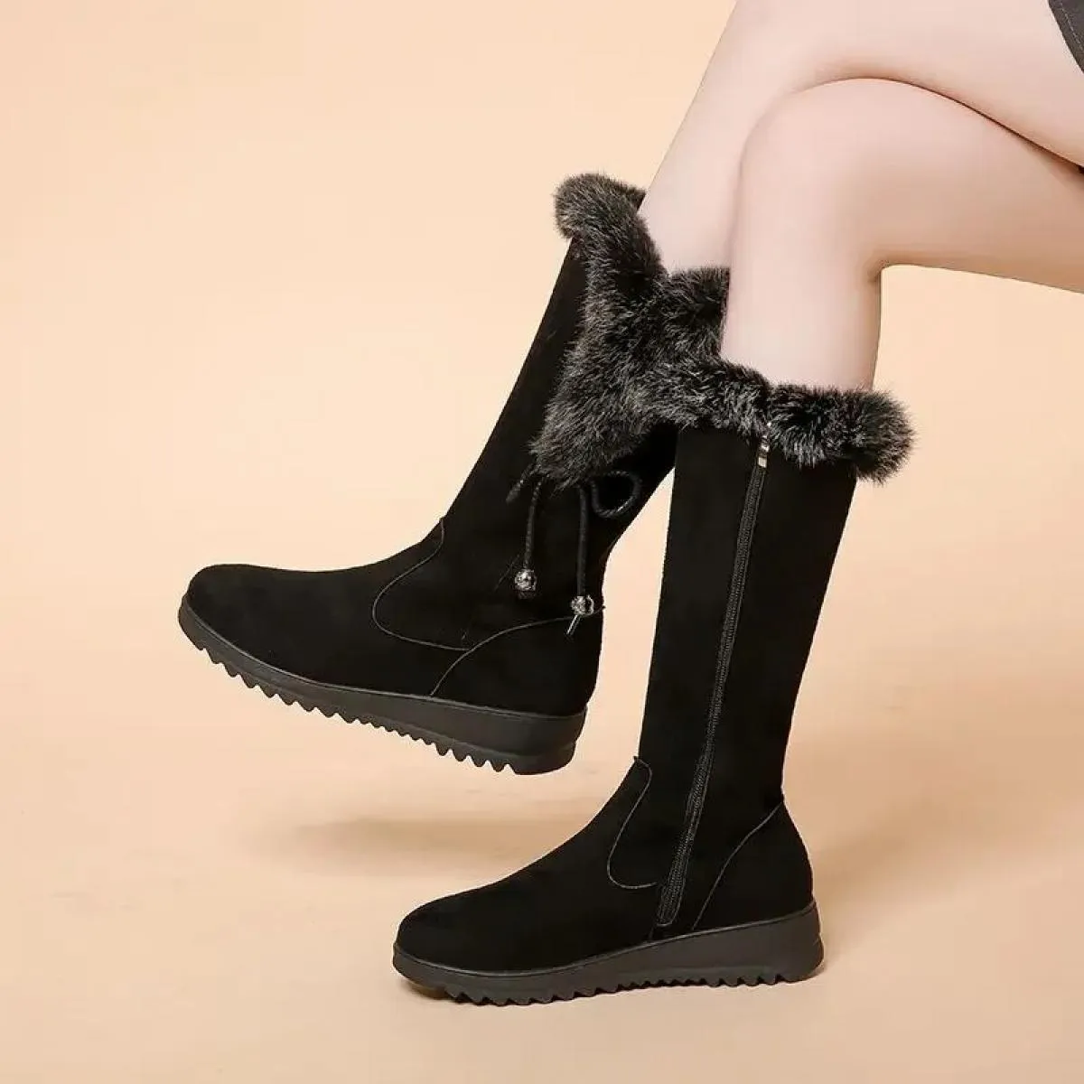 2023 scarpe da donna invernali di vendita calde stivali moderni in pelle scamosciata a metà polpaccio punta rotonda stivali da d