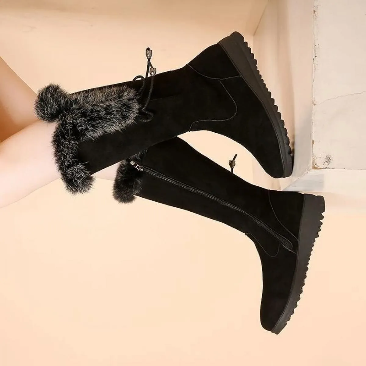 2023 scarpe da donna invernali di vendita calde stivali moderni in pelle scamosciata a metà polpaccio punta rotonda stivali da d