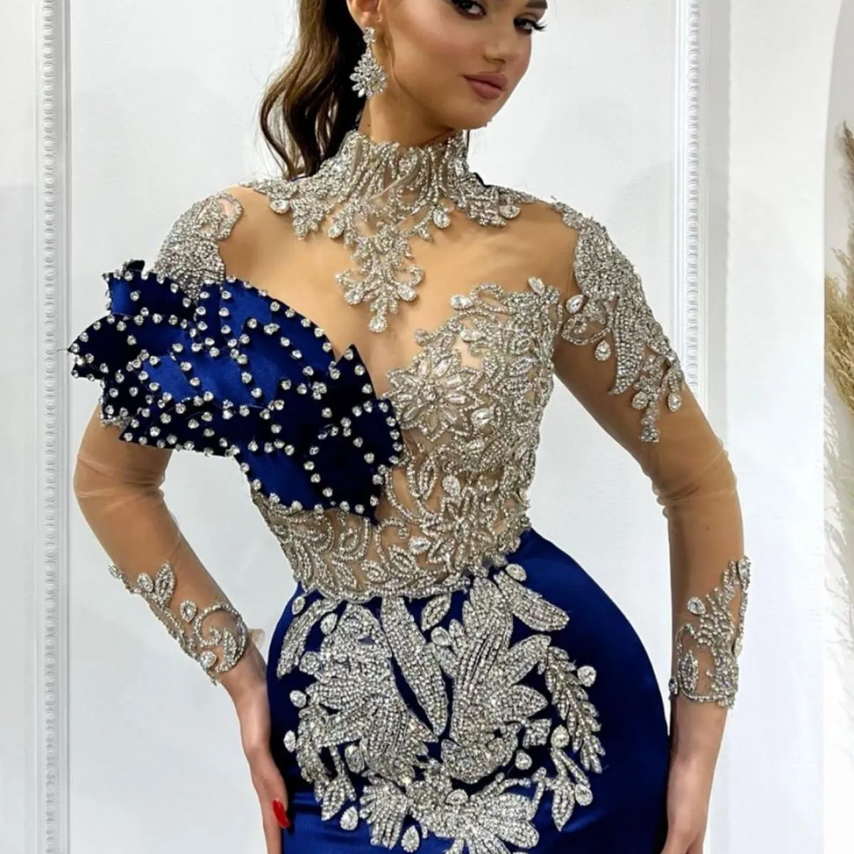 Abito da ballo a sirena blu royal 2023 Abiti per occasioni formali Abiti da festa arabi Dubai con perline pesanti per spettacoli