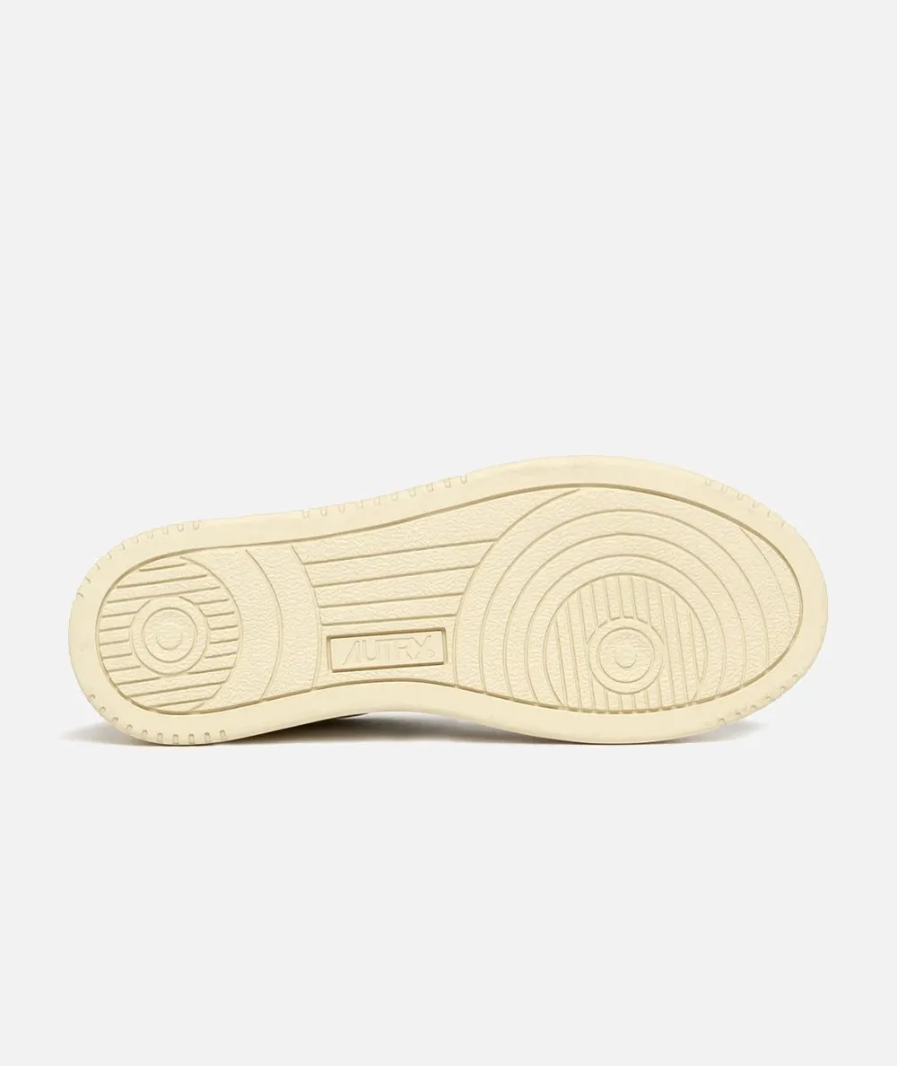 AUTRY DONNA--Medalist Low sneakers in leather