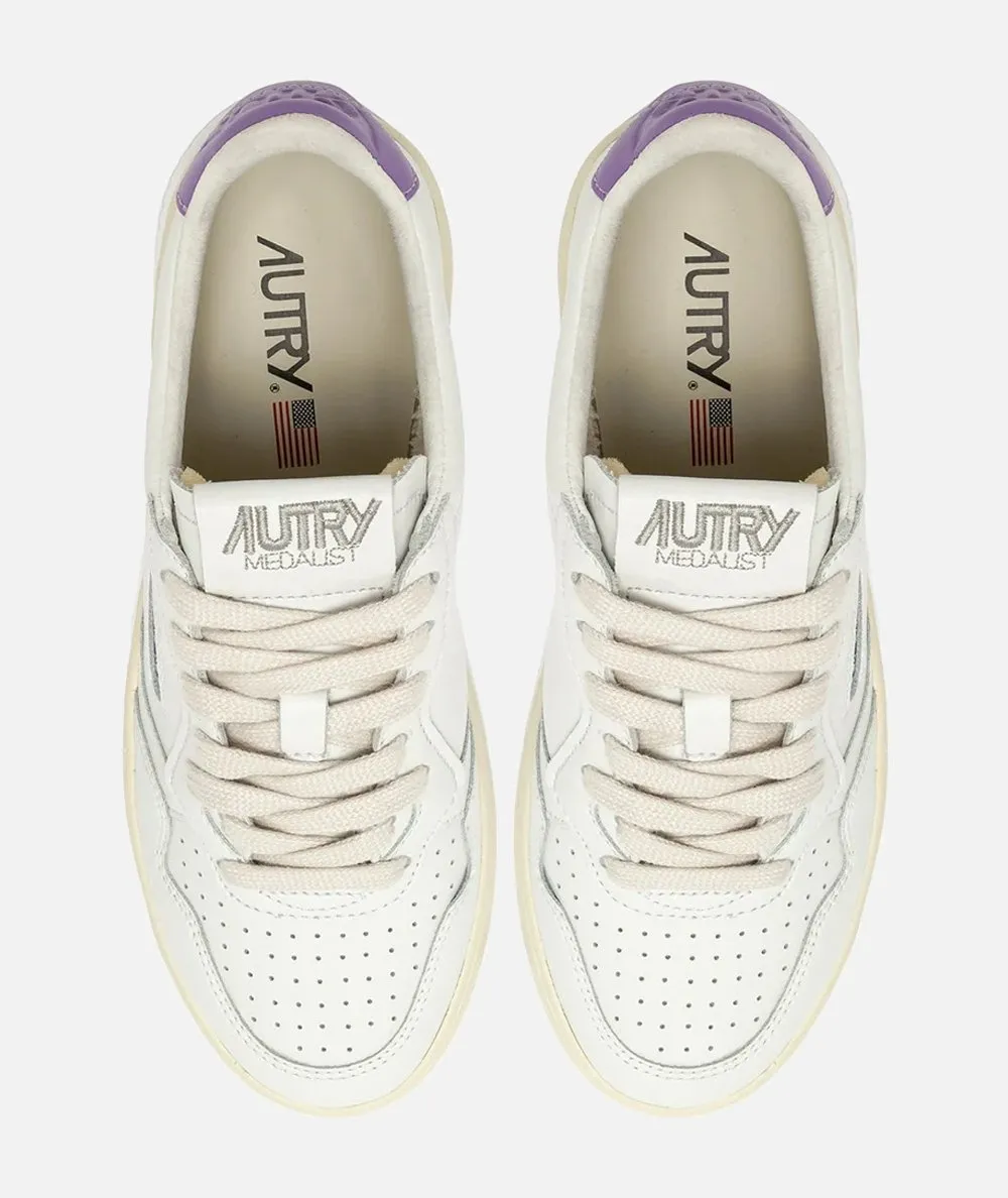 AUTRY DONNA--Medalist Low sneakers in leather