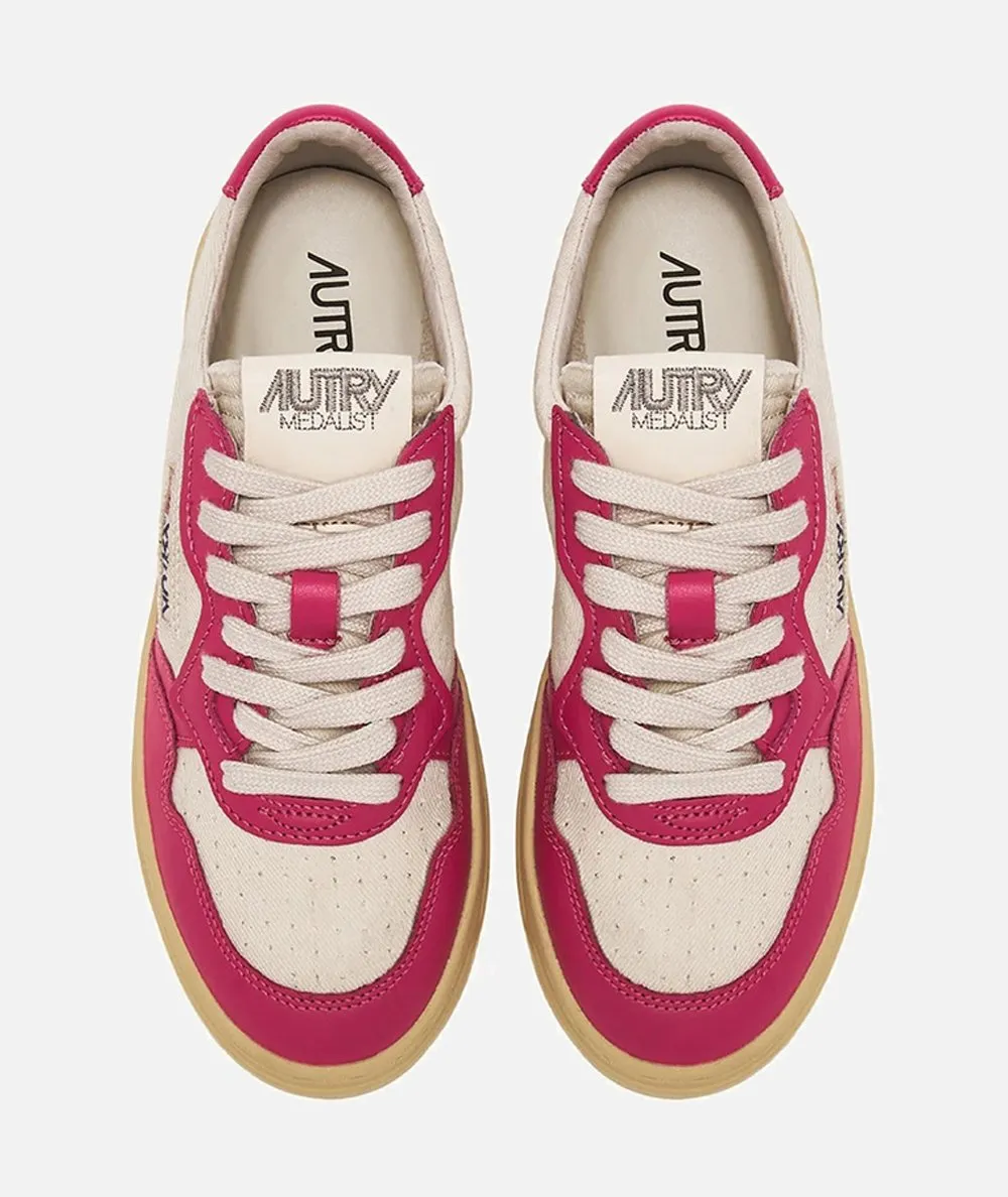 AUTRY DONNA--Medalist Low sneakers in suede and leather