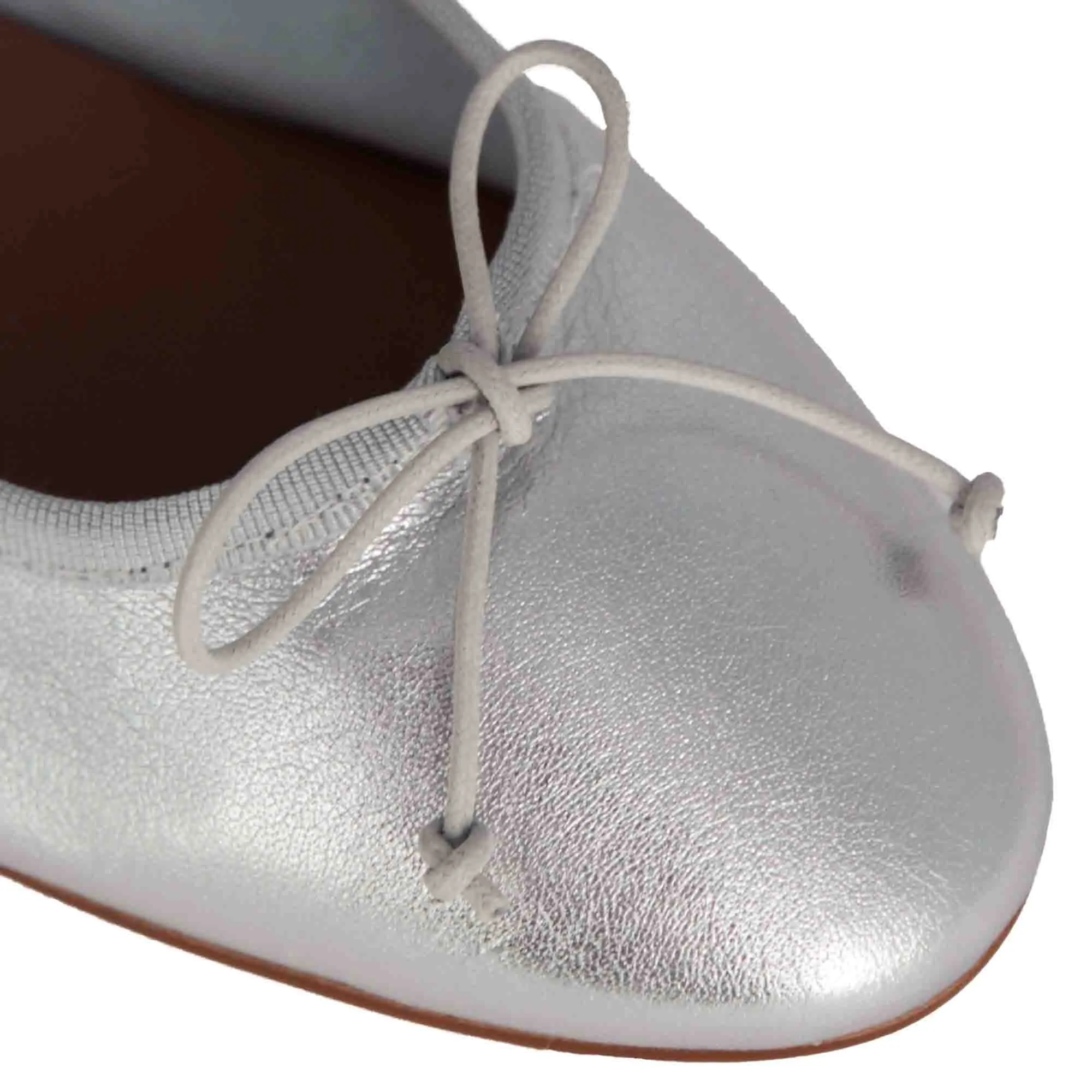 Ballerina classica da donna in pelle laminata colore argento