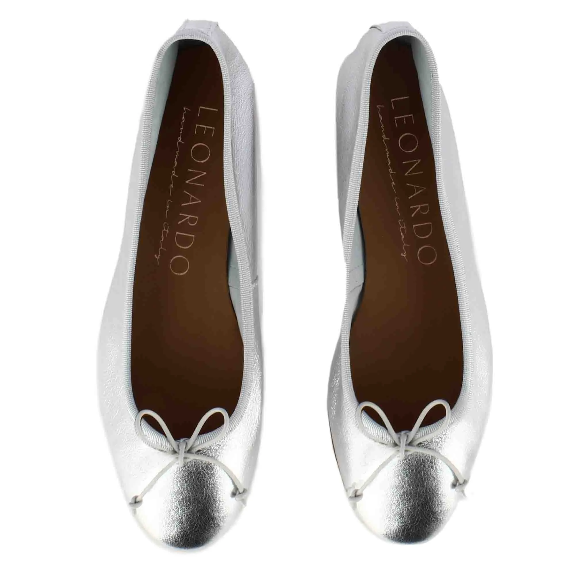 Ballerina classica da donna in pelle laminata colore argento