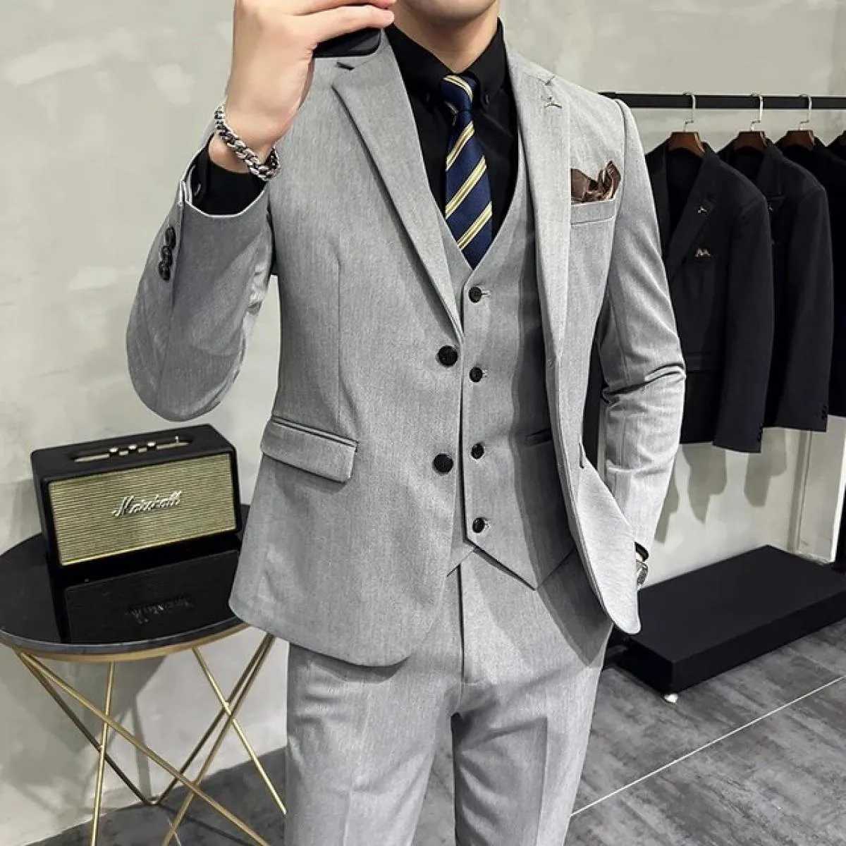 Blazer Giacca Pantaloni Gilet Nuovo colore Abito da uomo 3 pezzi Abito da uomo 3 pezzi Abiti da uomo 2023