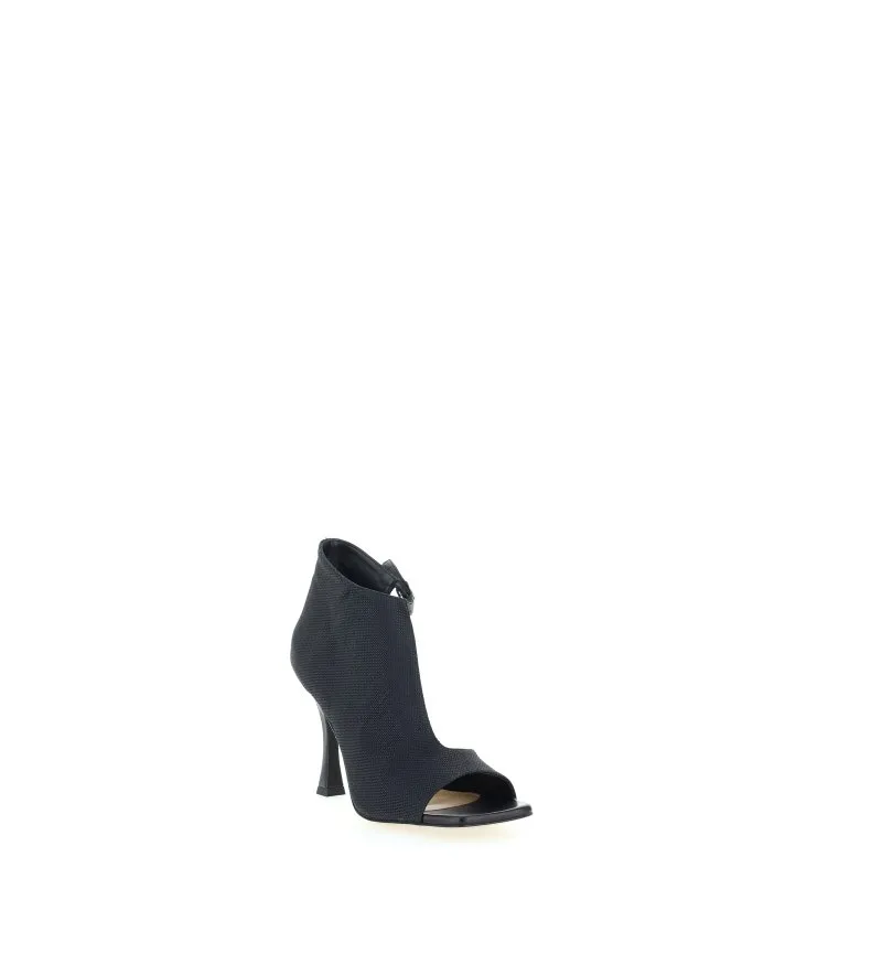 Décolleté open toe