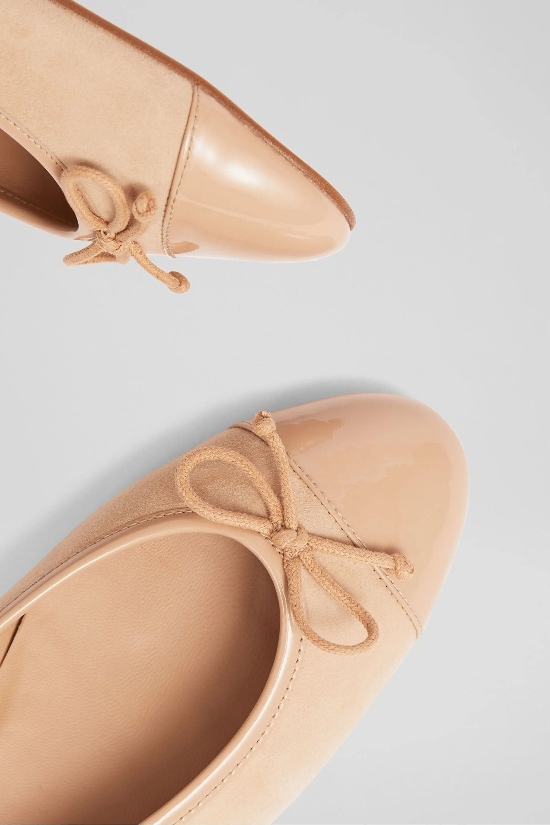 LK Bennett Kara - Ballerine Sneakers scamosciata