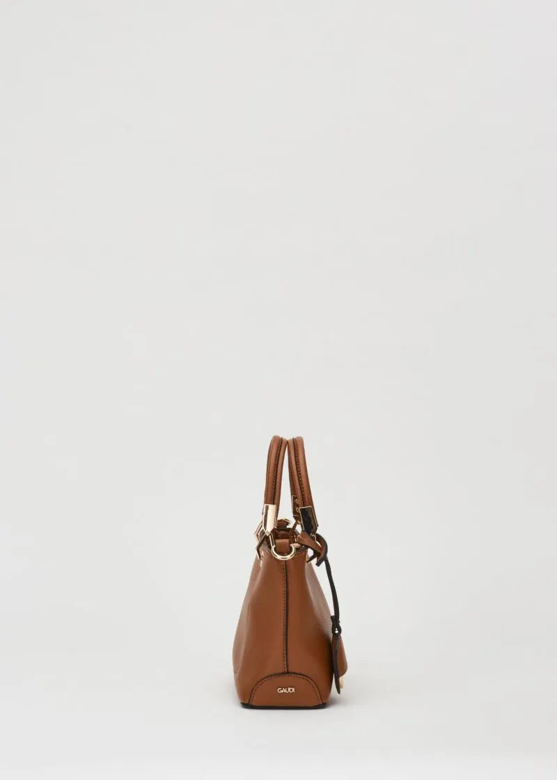 Mini bag con dettagli in metallo