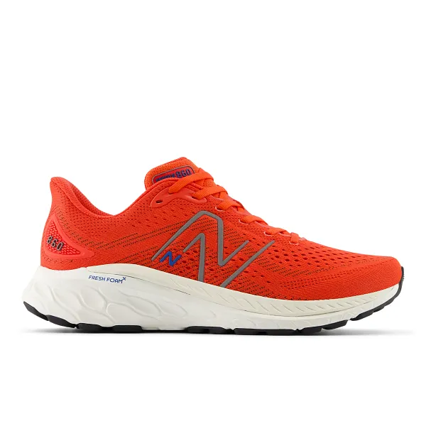 New Balance 860 v13