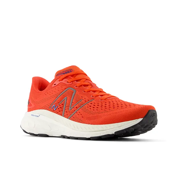 New Balance 860 v13