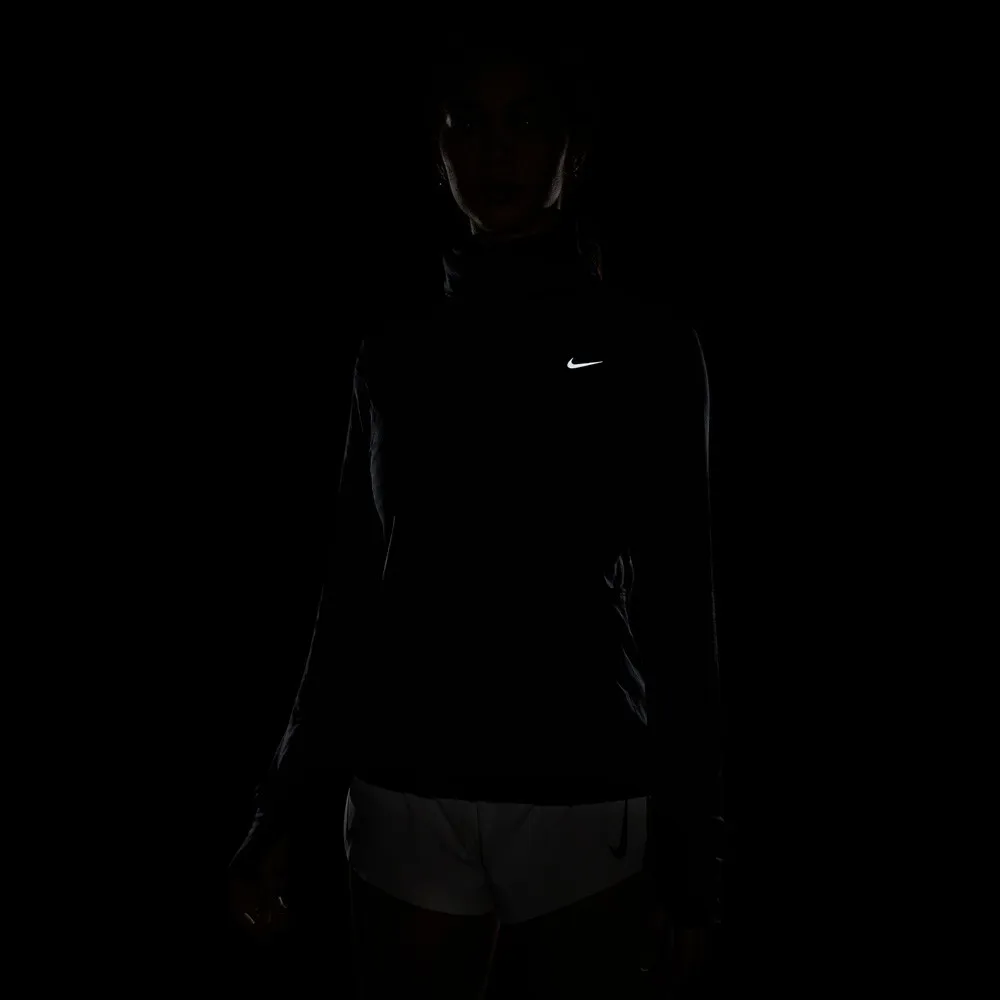 Nike Therma-FIT Element Swift Turtleneck per donna Top - SP24