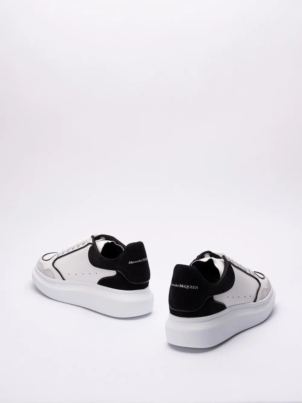 `Oversized` Sneakers