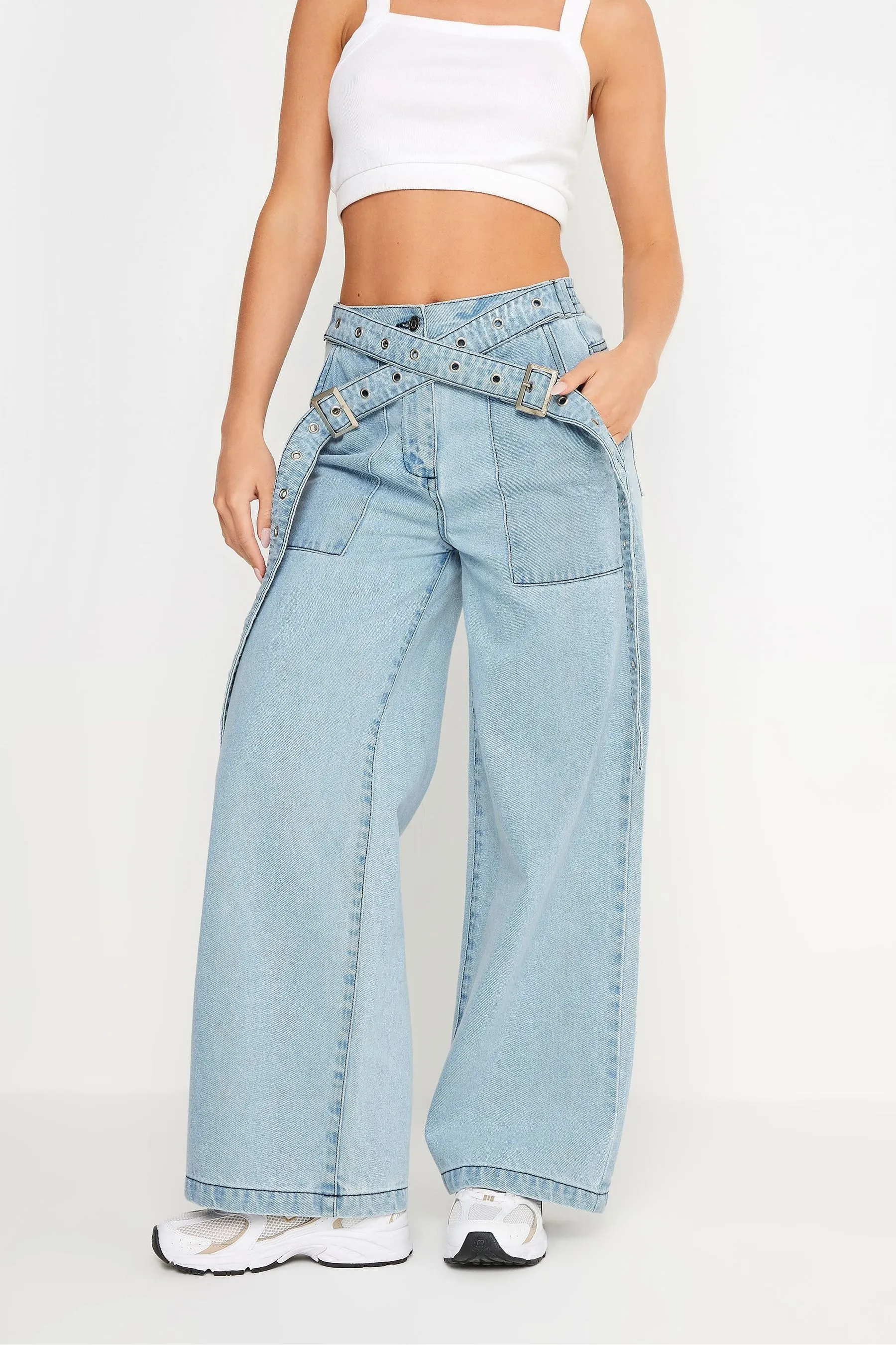 PixieGirl Petite - Jeans con cintura con incrocio