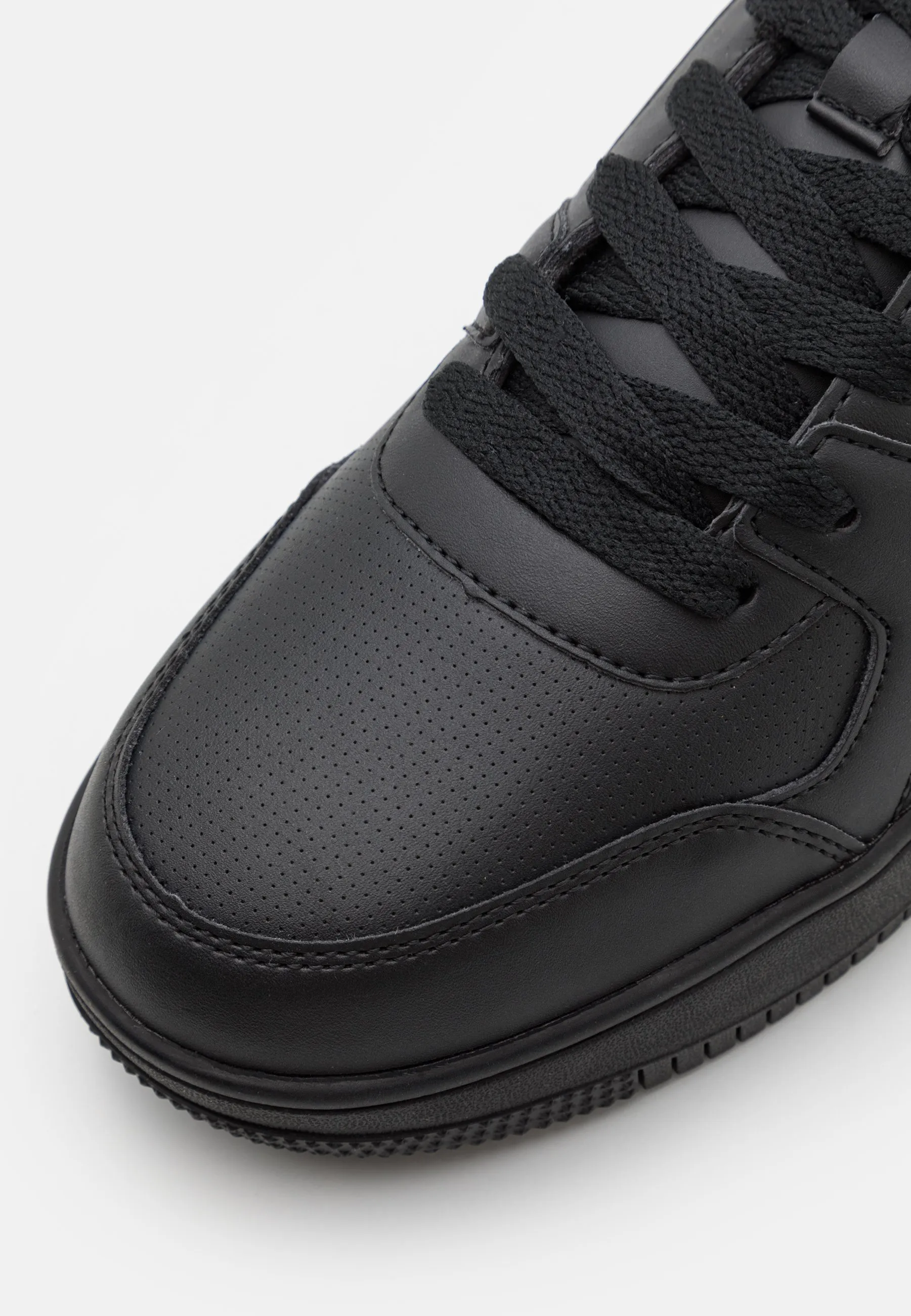 REBOUND LOW - Scarpe da basket