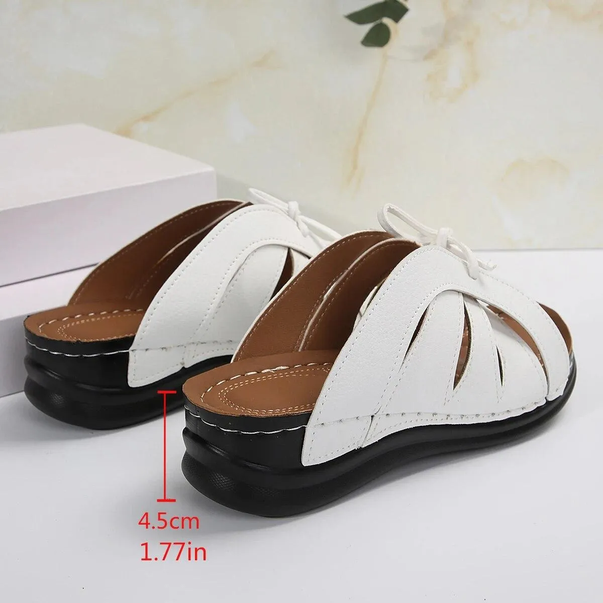 Sandali con plateau stile romano per donna estate 2024 pantofole con zeppa scavate di nuova moda donna comode scarpe antiscivolo