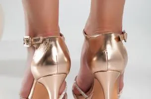 Sandali con tacco alto con strass, color champagne