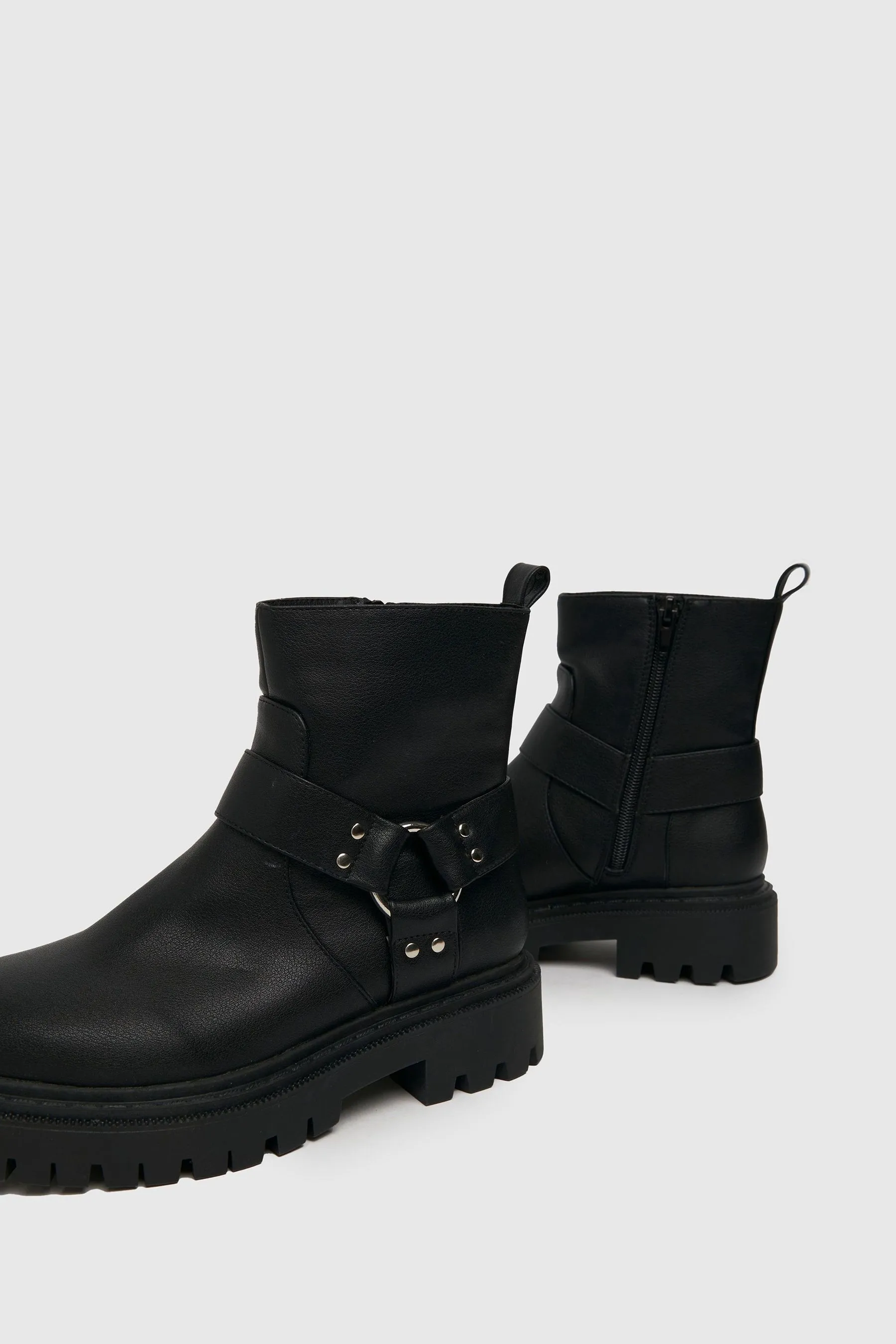 Schuh - Anita - Nero spessa con dettagli in Nero - Stivali