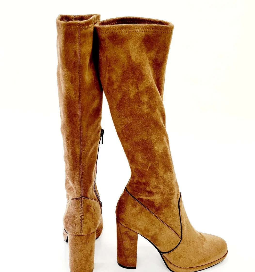 TATTOO STIVALE TACCO ALTO 9,5 CM. PLATEAU 1 CM. CAMOSCIO BEIGE RIF.98
